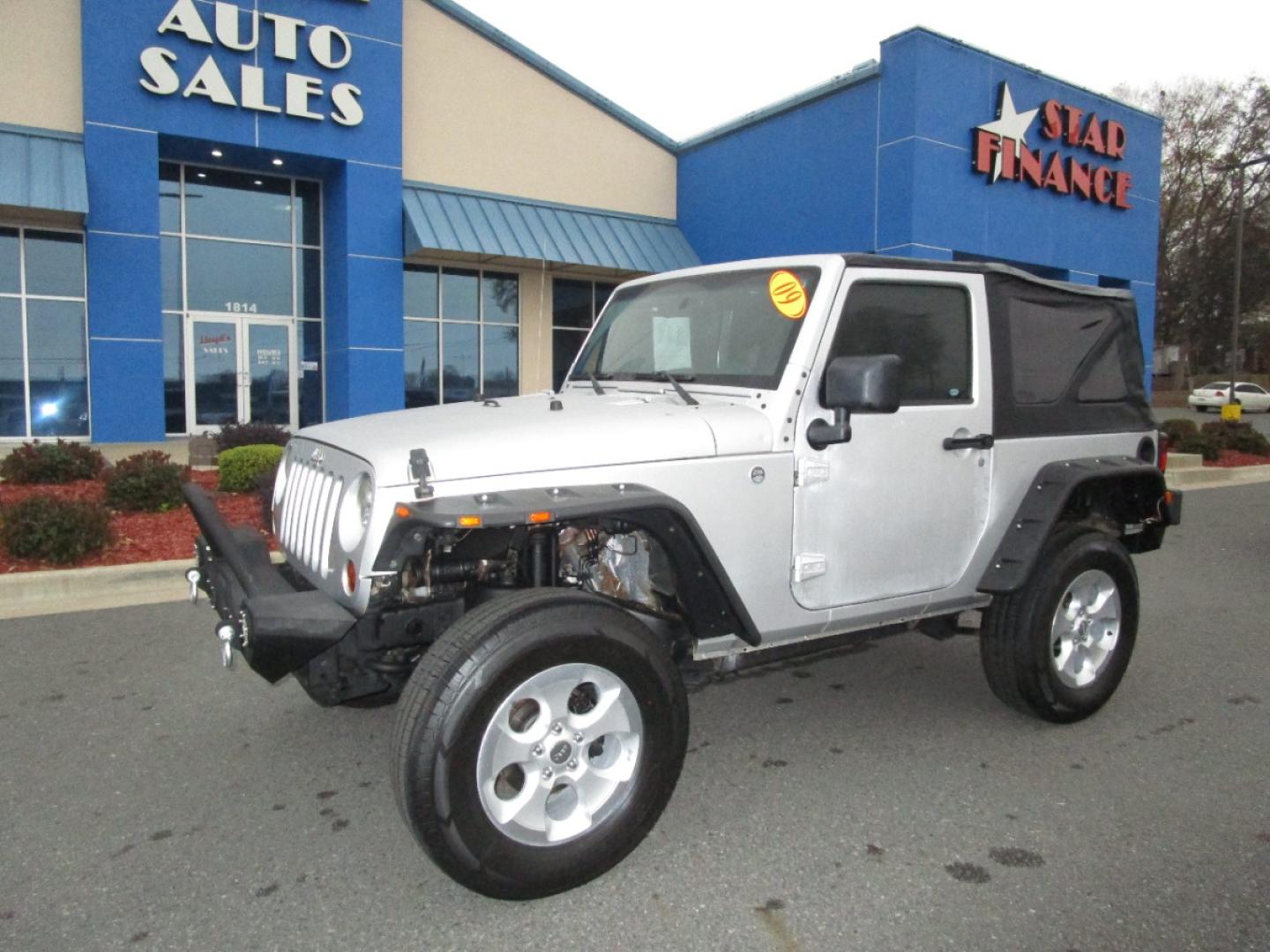 2009 SILVER /Black / Cloth Jeep Wrangler X (1J4FA24109L) with an 3.8L V6 OHV 12V engine, located at 1814 Albert Pike Road, Hot Springs, AR, 71913, (501) 623-1717, 34.494228, -93.094070 - Photo#1