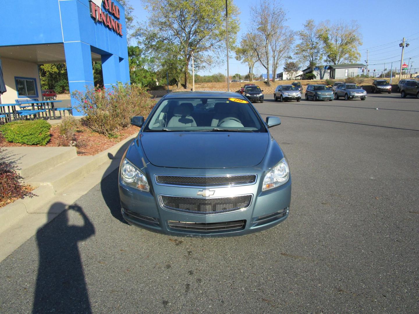 2009 Green /Gray / Cloth Chevrolet Malibu LT1 (1G1ZH57B994) with an 2.4L L4 DOHC 16V engine, located at 1814 Albert Pike Road, Hot Springs, AR, 71913, (501) 623-1717, 34.494228, -93.094070 - Photo#1