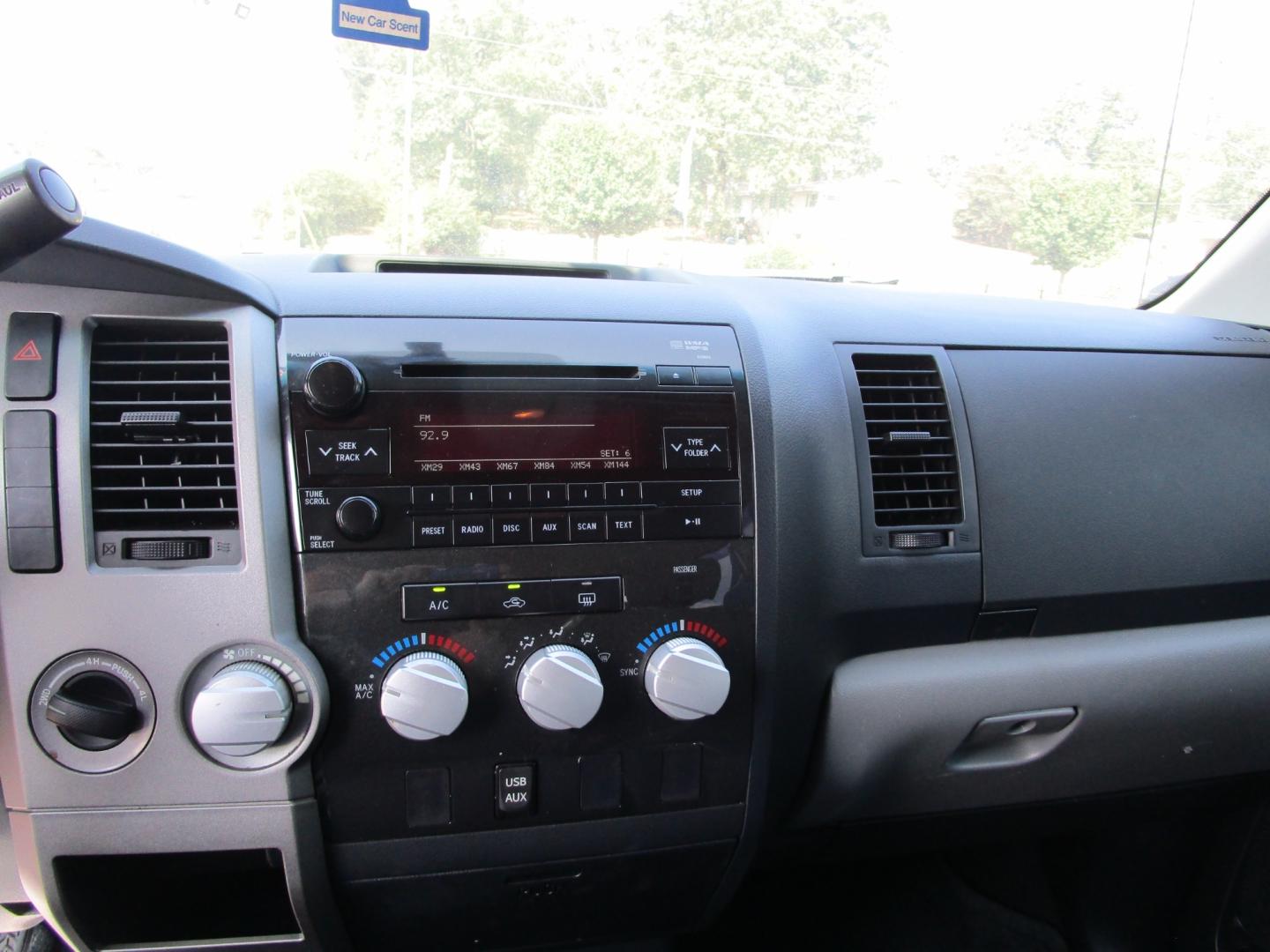 2013 RED Toyota Tundra Tundra-Grade CrewMax 5.7L FFV 4WD (5TFDW5F1XDX) with an 5.7L V8 DOHC 32V FFV engine, 6-Speed Automatic Overdrive transmission, located at 1814 Albert Pike Road, Hot Springs, AR, 71913, (501) 623-1717, 34.494228, -93.094070 - Photo#3