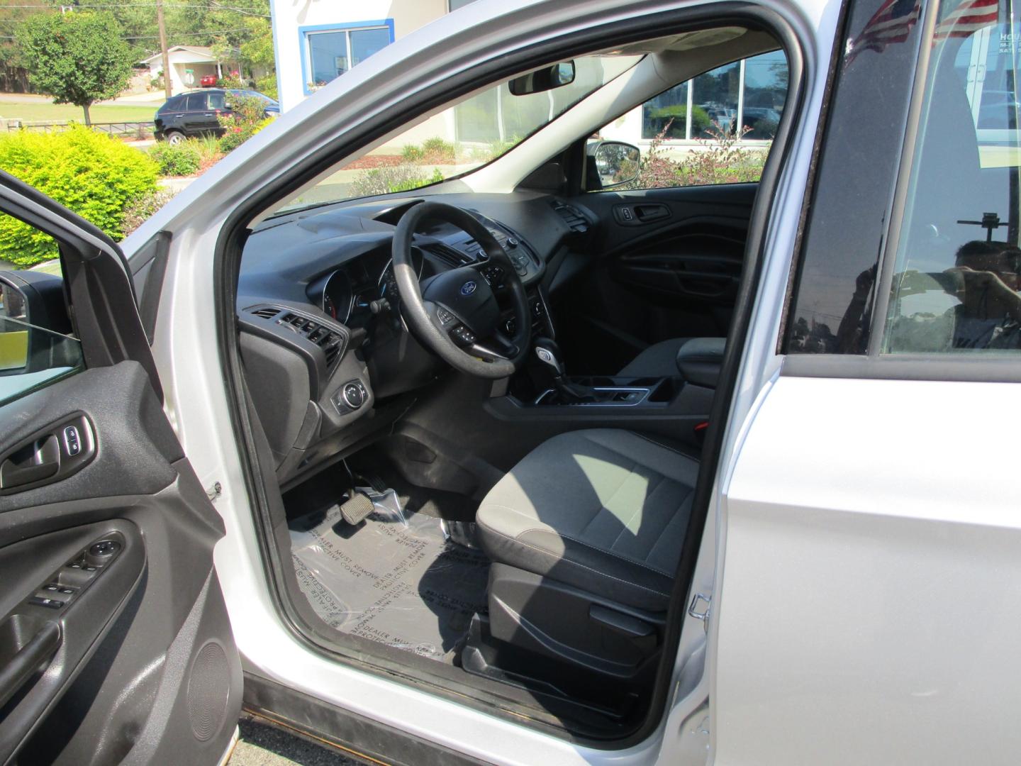 2017 SILVER Ford Escape S FWD (1FMCU0F7XHU) with an 2.5L L4 DOHC 16V engine, 6A transmission, located at 1814 Albert Pike Road, Hot Springs, AR, 71913, (501) 623-1717, 34.494228, -93.094070 - Photo#2