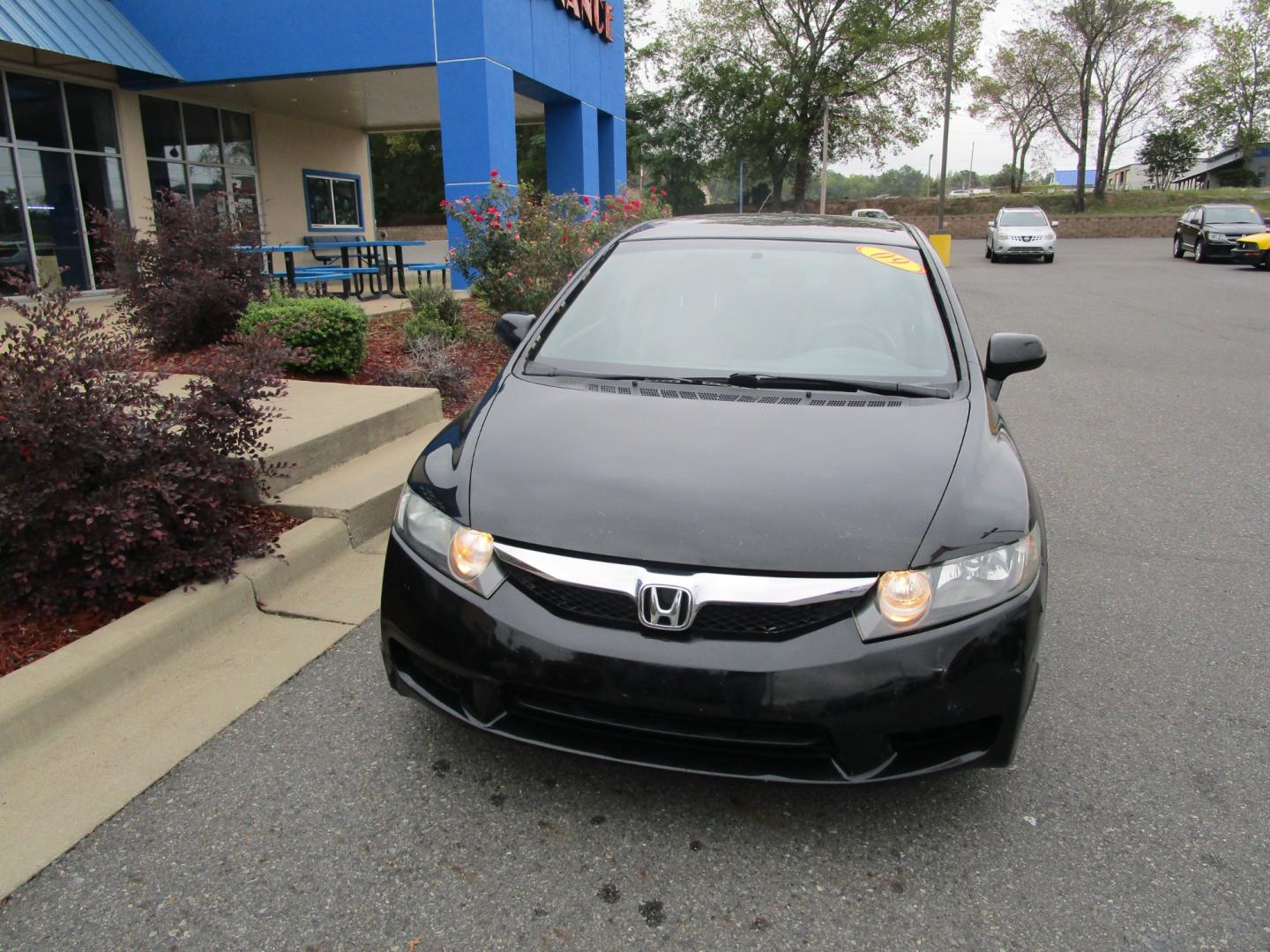 2009 BLACK Honda Civic LX Sedan 5-Speed AT (19XFA16509E) with an 1.8L L4 SOHC 16V engine, 5-Speed Automatic Overdrive transmission, located at 1814 Albert Pike Road, Hot Springs, AR, 71913, (501) 623-1717, 34.494228, -93.094070 - Photo#1