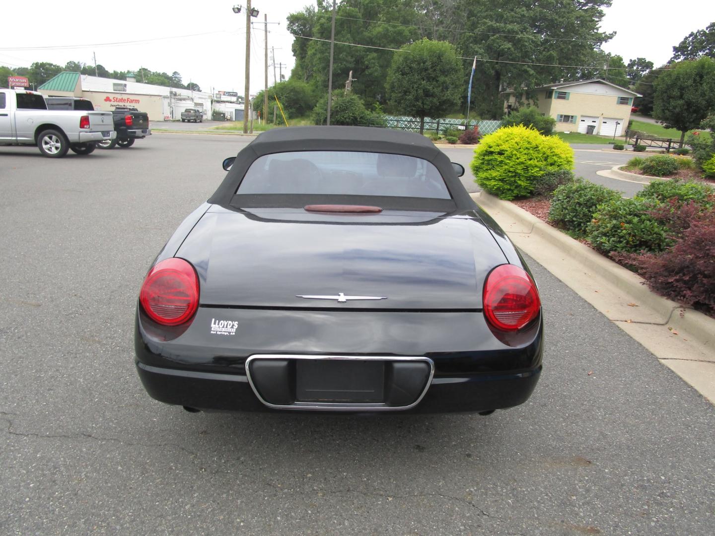 2003 BLACK Ford Thunderbird Deluxe (1FAHP60A03Y) with an 3.9L V8 DOHC 32V engine, 5-Speed Automatic Overdrive transmission, located at 1814 Albert Pike Road, Hot Springs, AR, 71913, (501) 623-1717, 34.494228, -93.094070 - Photo#5