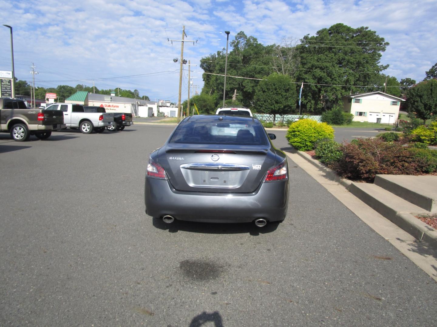 2012 Grey /Black / Leather Nissan Maxima SV (1N4AA5AP6CC) with an 3.5L V6 DOHC 24V engine, Continuously Variable Transmission transmission, located at 1814 Albert Pike Road, Hot Springs, AR, 71913, (501) 623-1717, 34.494228, -93.094070 - Photo#2