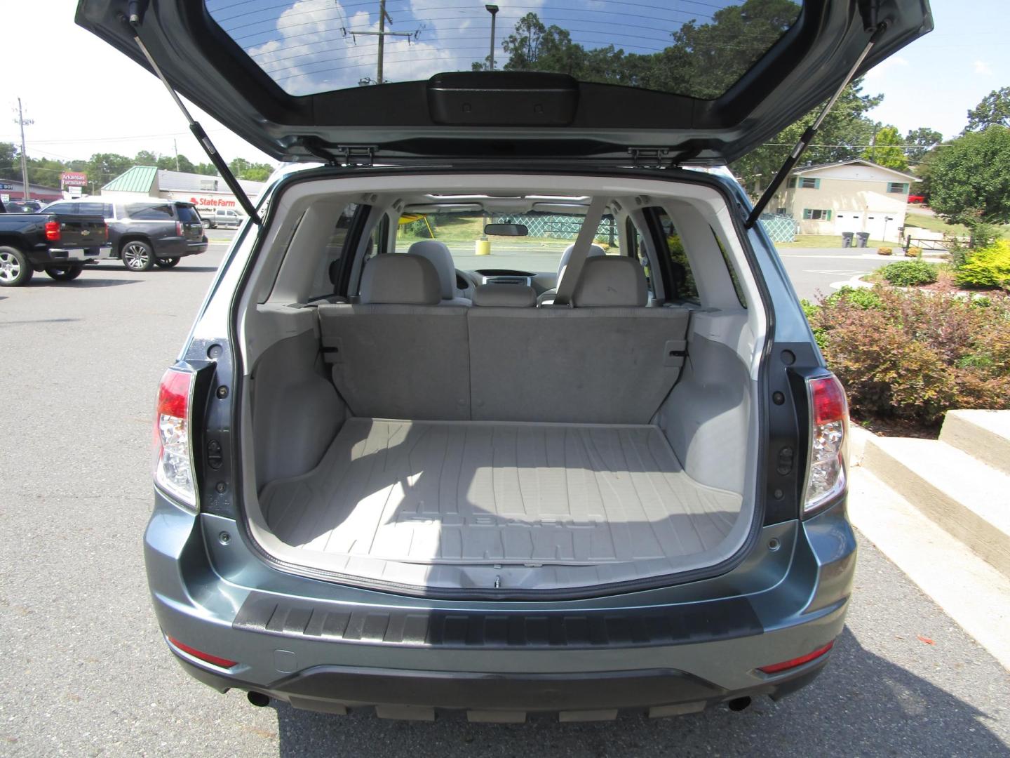 2010 Green /Gray / Cloth Subaru Forester 2.5X Premium (JF2SH6CC9AH) with an 2.5L H4 SOHC 16V engine, 4-Speed Automatic transmission, located at 1814 Albert Pike Road, Hot Springs, AR, 71913, (501) 623-1717, 34.494228, -93.094070 - One Owner. 2010 Subaru Forester is in great condition. Runs and drives great. It is a 4 door wagon. 2.5L H4 F SOHC 16V 4 Speed Automatic. Takes Gas. And is All Wheel Drivve. - Photo#10