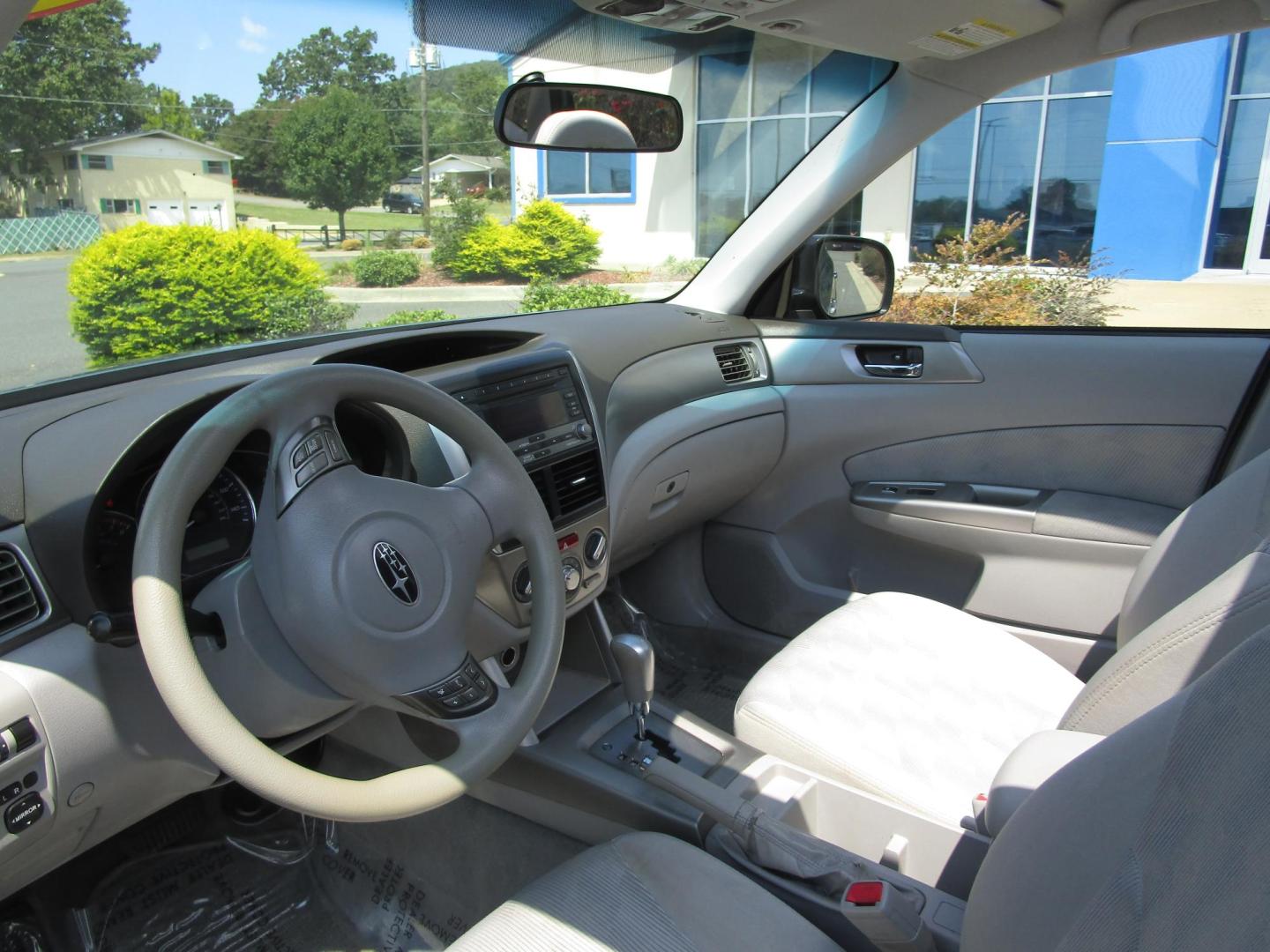 2010 Green /Gray / Cloth Subaru Forester 2.5X Premium (JF2SH6CC9AH) with an 2.5L H4 SOHC 16V engine, 4-Speed Automatic transmission, located at 1814 Albert Pike Road, Hot Springs, AR, 71913, (501) 623-1717, 34.494228, -93.094070 - One Owner. 2010 Subaru Forester is in great condition. Runs and drives great. It is a 4 door wagon. 2.5L H4 F SOHC 16V 4 Speed Automatic. Takes Gas. And is All Wheel Drivve. - Photo#6