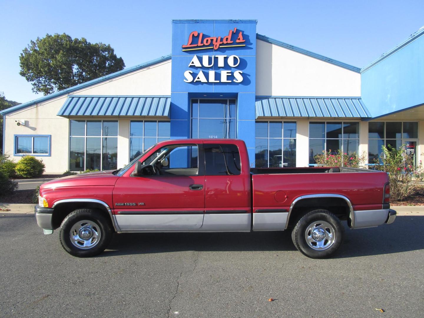 1999 RED /Black / Leather Dodge Ram 1500 Club Cab Long Bed 2WD (3B7HC12Y7XG) with an 5.2L V8 OHV 16V engine, located at 1814 Albert Pike Road, Hot Springs, AR, 71913, (501) 623-1717, 34.494228, -93.094070 - Photo#0