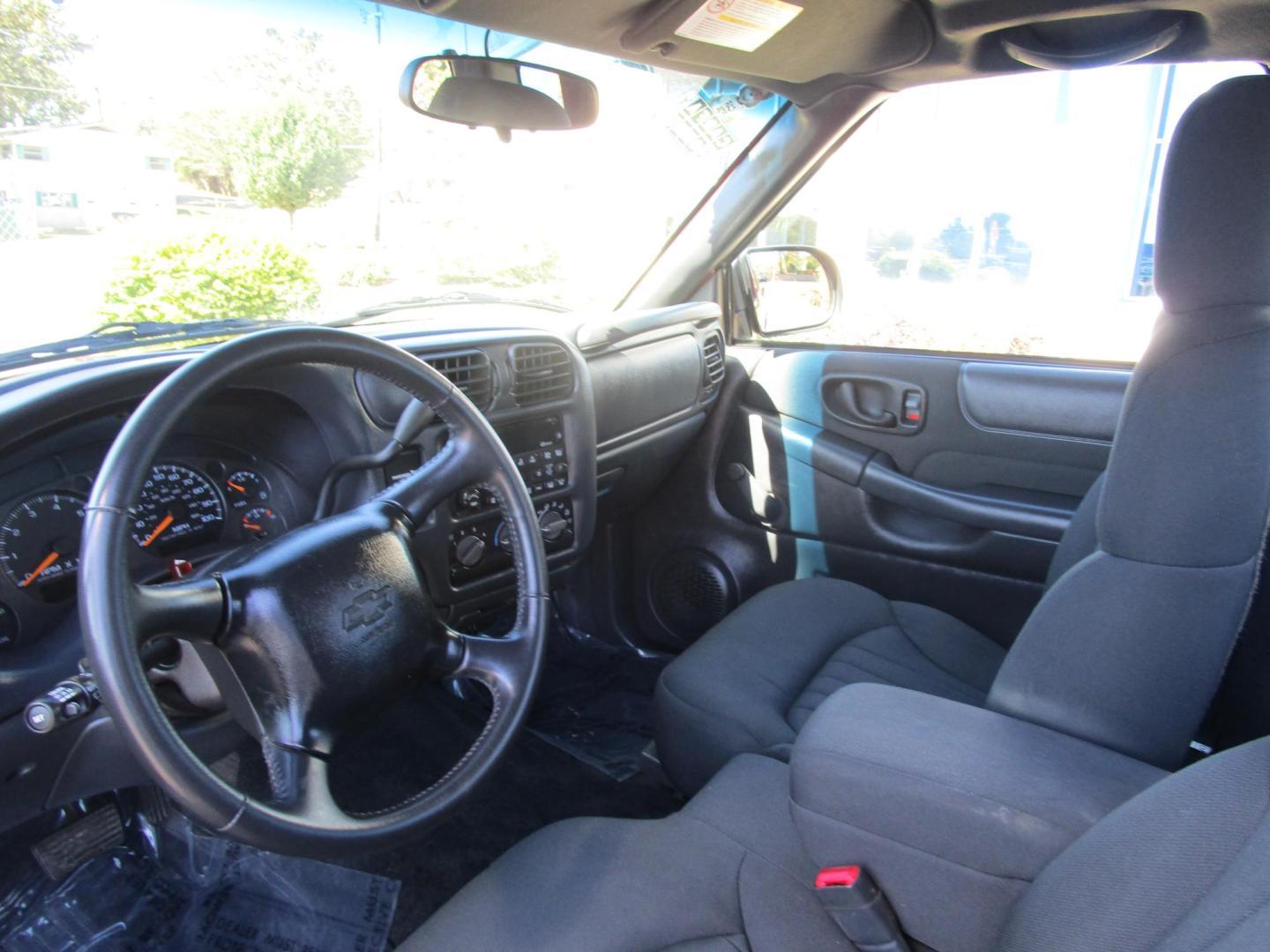 2003 MAROON /Black/Cloth Chevrolet S10 Pickup Ext. Cab 2WD (1GCCS19HX38) with an 2.2L L4 OHV 8V engine, located at 1814 Albert Pike Road, Hot Springs, AR, 71913, (501) 623-1717, 34.494228, -93.094070 - ONE OWNER!!!! SUPER LOW MILES!!! - Photo#7