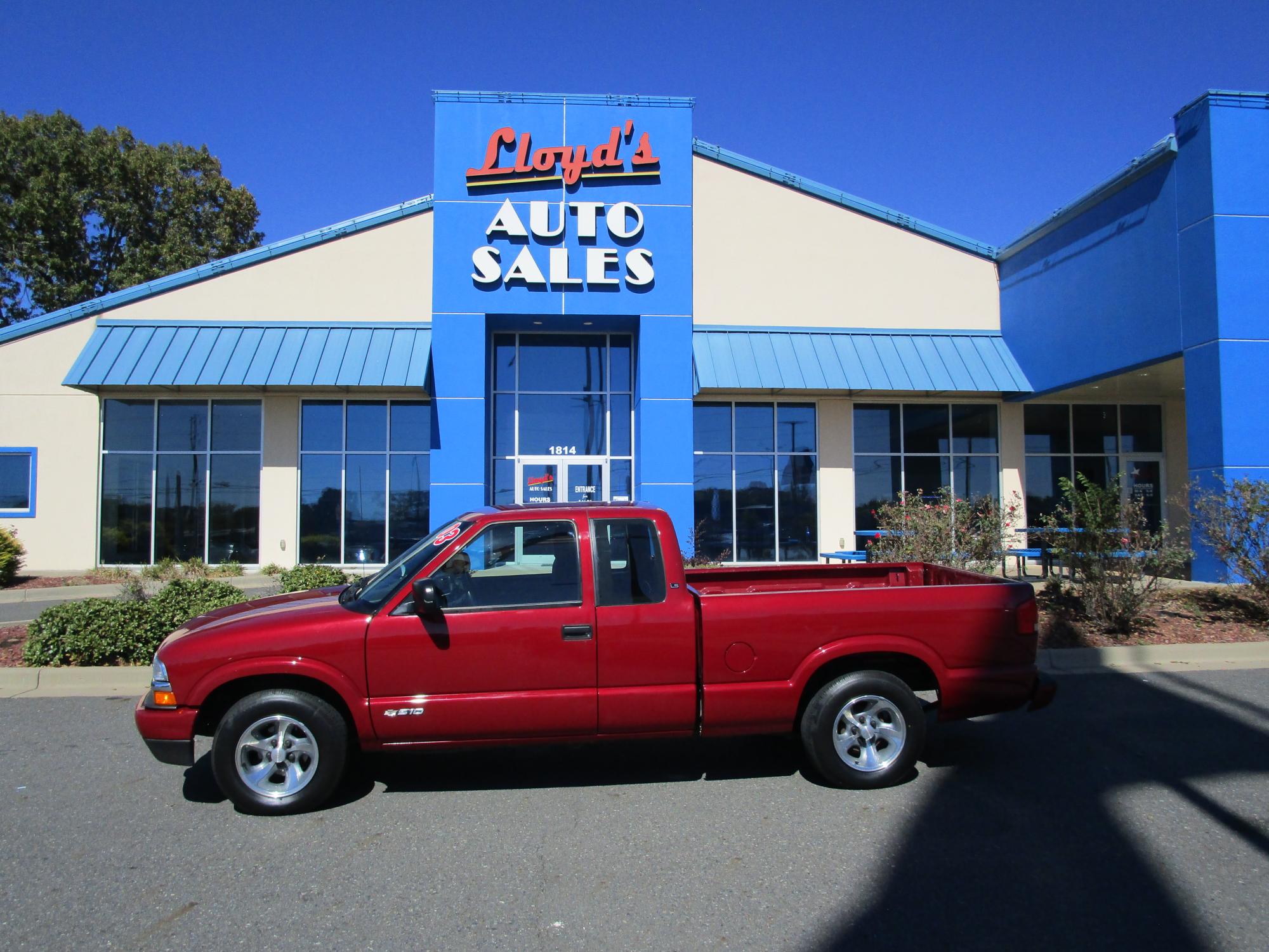 photo of 2003 Chevrolet S10 Pickup Ext. Cab 2WD