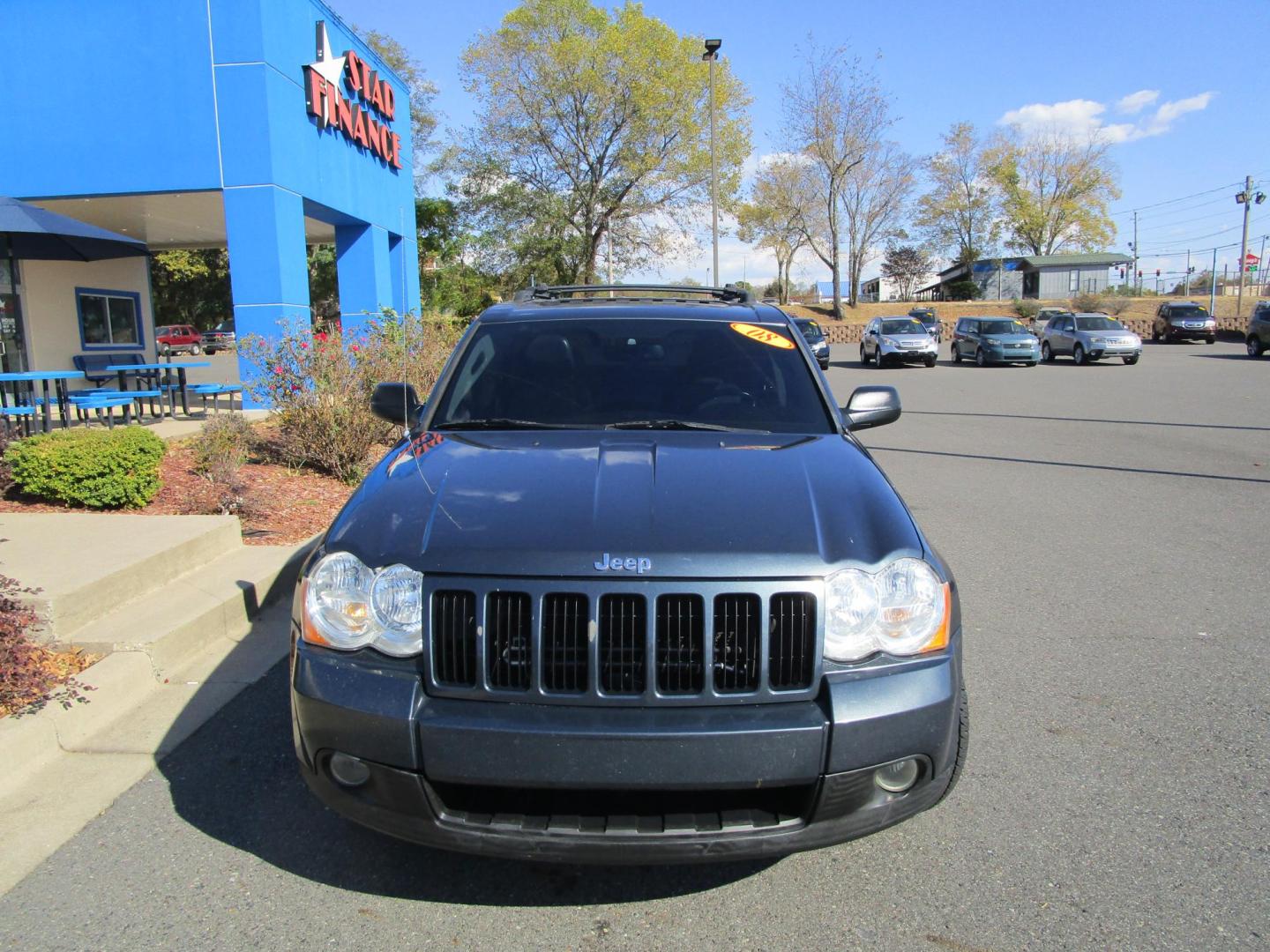 2008 Grey /BLACK Jeep Grand Cherokee Laredo 2WD (1J8HS48N28C) with an 4.7L V8 SOHC 16V engine, 5-Speed Automatic Overdrive transmission, located at 1814 Albert Pike Road, Hot Springs, AR, 71913, (501) 623-1717, 34.494228, -93.094070 - Photo#1