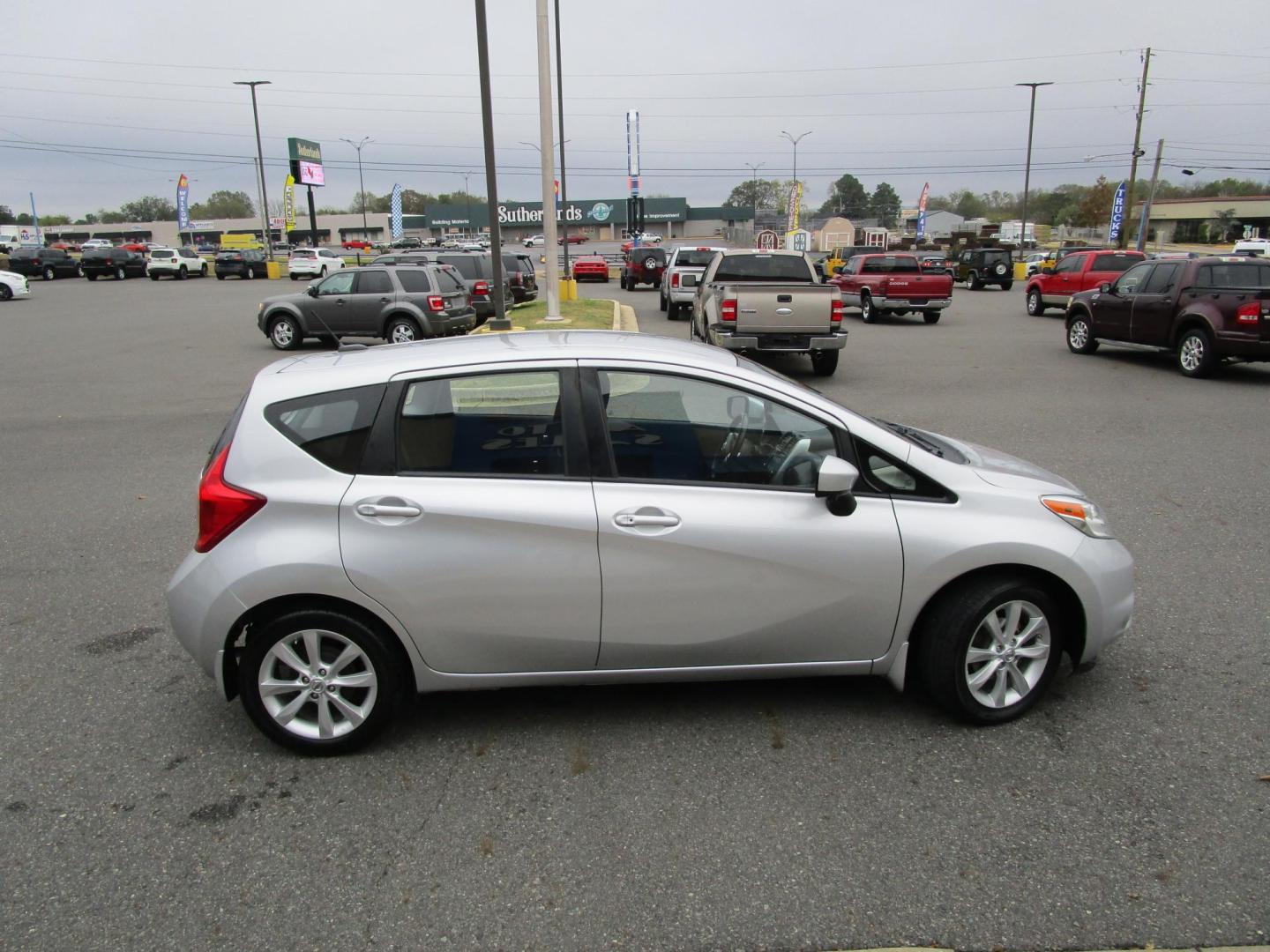 2016 SILVER /BLACK Nissan Versa Note S (3N1CE2CP5GL) with an 1.6L L4 DOHC 16V engine, 5M transmission, located at 1814 Albert Pike Road, Hot Springs, AR, 71913, (501) 623-1717, 34.494228, -93.094070 - 2016 Nissan Versa Note SL CVT. Mechanical Performance: 1.6L DOHC 16-Valve 4-Cylinder Engine Xtronic Continuously Variable Transmission. Front and Rear Stabilizer Bars. Power Assisted Vented Front Disc/Rear Drum Brakes. Safety and Security Features: Lower Anchors and Tethers for Children. - Photo#2