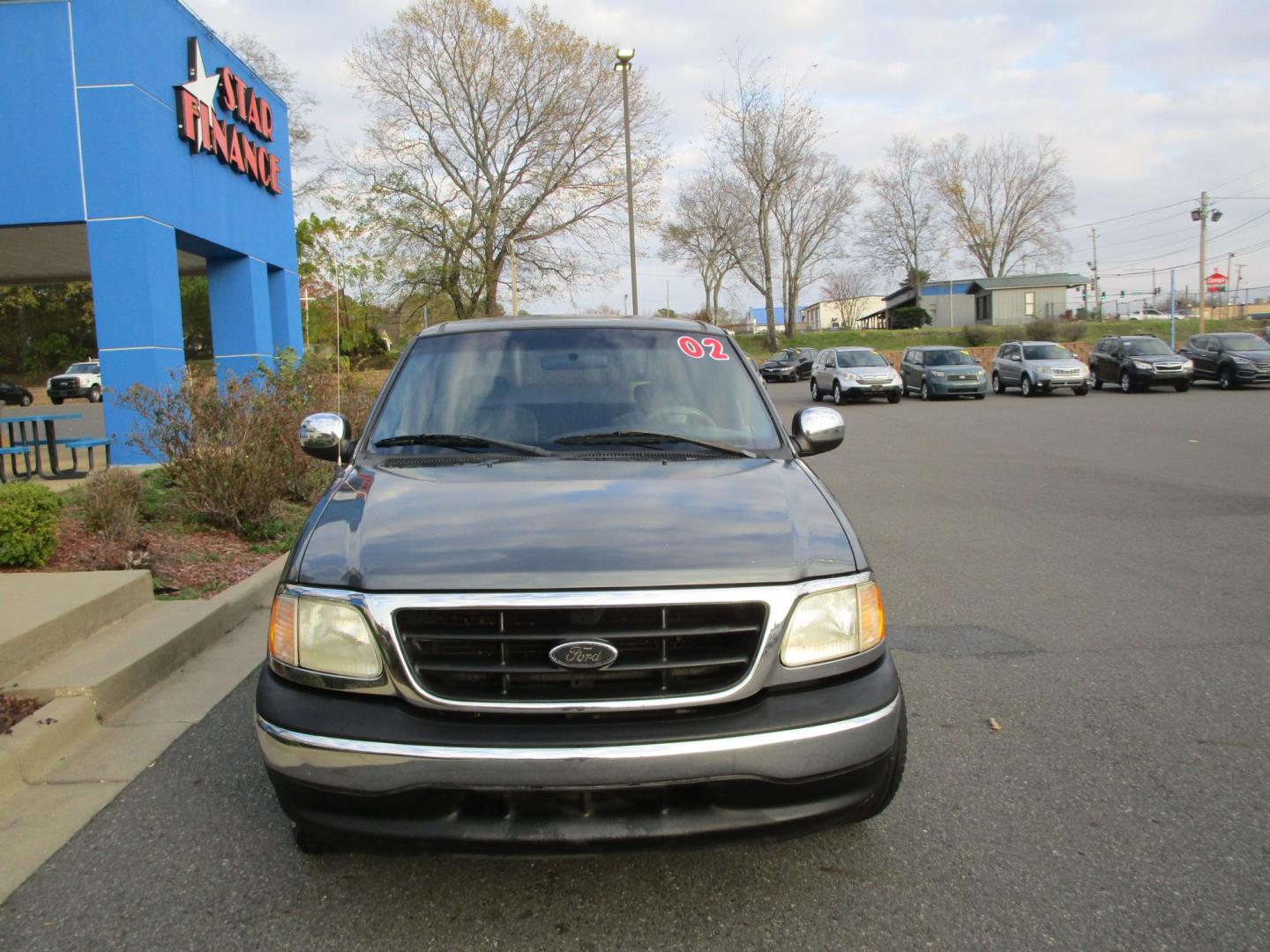 2002 GRAY Ford F-150 King Ranch SuperCab Short Bed 2WD (1FTRX17W72N) with an 4.6L V8 SOHC 16V engine, located at 1814 Albert Pike Road, Hot Springs, AR, 71913, (501) 623-1717, 34.494228, -93.094070 - Photo#1