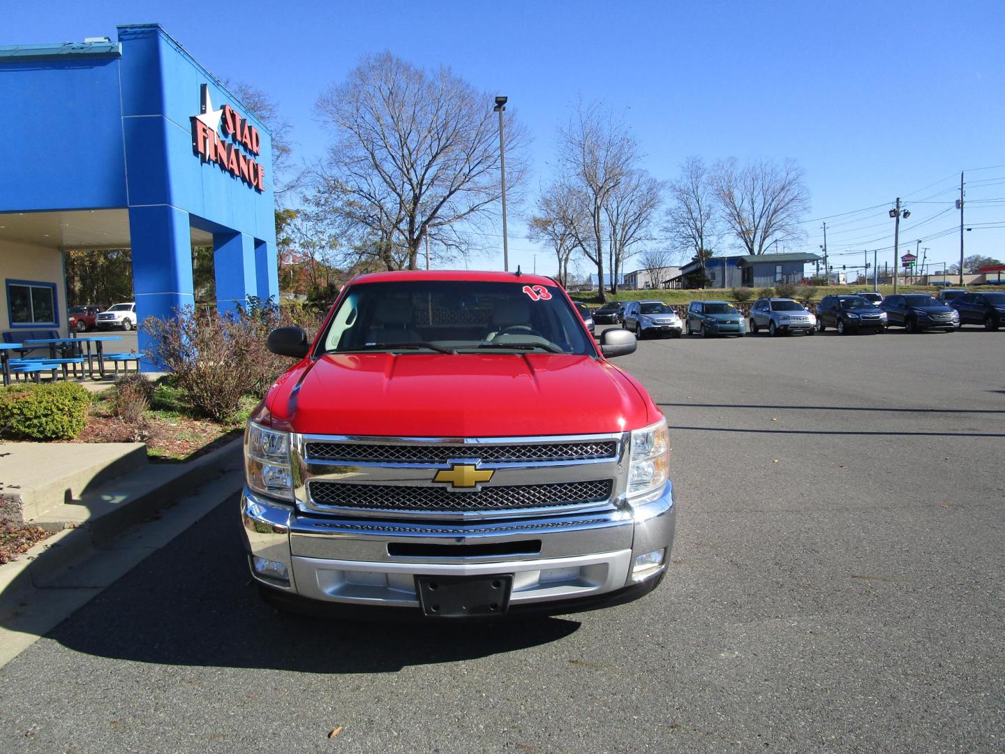 2013 RED Chevrolet Silverado 1500 LT Ext. Cab 2WD (1GCRCSE00DZ) with an 5.3L V8 OHV 16V FFV engine, located at 1814 Albert Pike Road, Hot Springs, AR, 71913, (501) 623-1717, 34.494228, -93.094070 - Photo#2